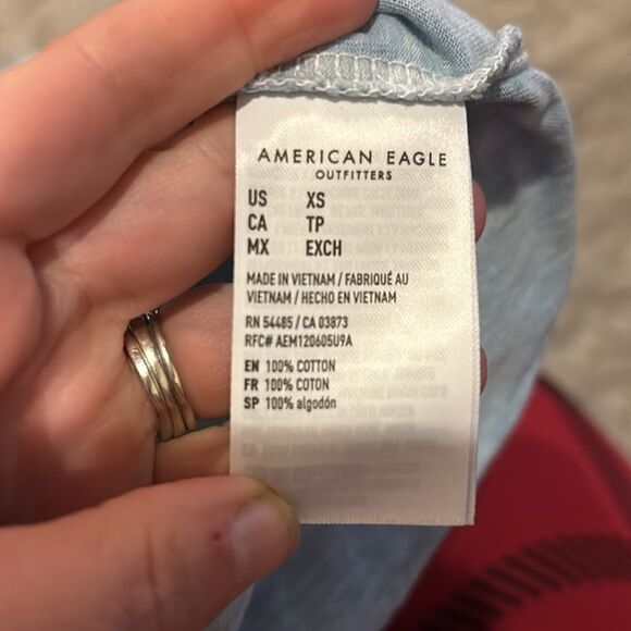 American eagle outfitters men’s light blue cotton graphic tshirt size xs - Picture 4 of 5